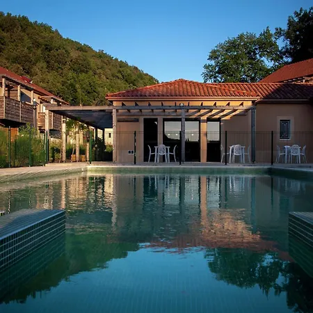 Nice With Shared Pool In Dordogne Apartment